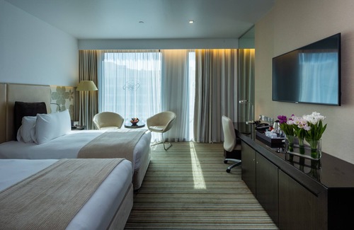 Abu Dhabi Hotel | Crowne Plaza Abu Dhabi Yas Island by IHG