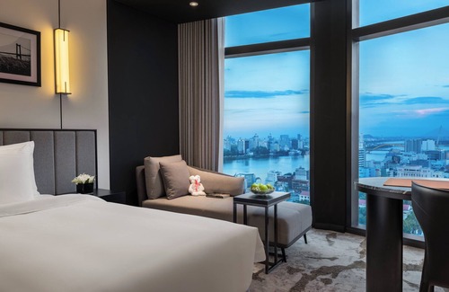 Hai Chau Hotel | Crowne Plaza Danang City Centre by IHG