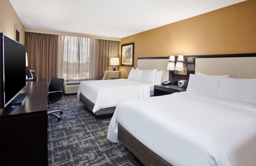 Greenville - Spartanburg Hotel | Crowne Plaza Hotel Greenville-I-385-Roper Mtn Rd by IHG