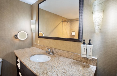Greenville - Spartanburg Hotel | Crowne Plaza Hotel Greenville-I-385-Roper Mtn Rd by IHG