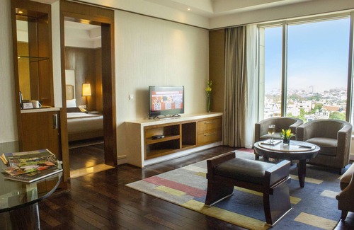 Okhla Phase I Hotel | Crowne Plaza Hotel New Delhi Okhla by IHG