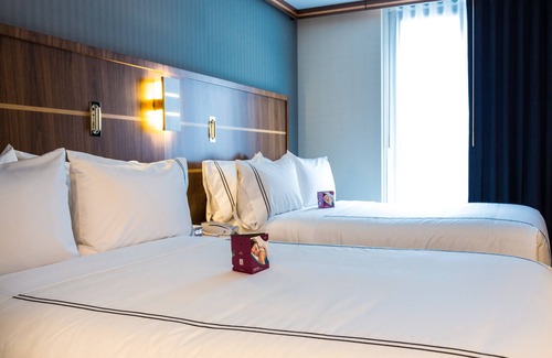 Garment District Hotel | Crowne Plaza HY36 Midtown Manhattan by IHG