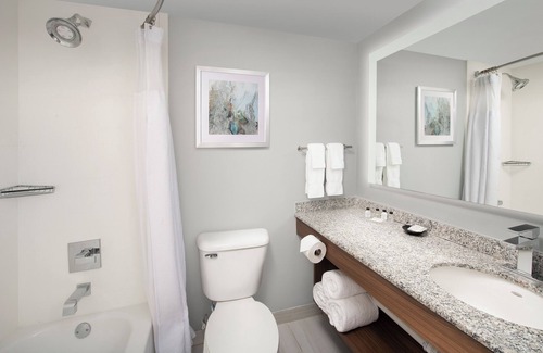 North San Antonio - SAT Hotel | Crowne Plaza San Antonio Airport by IHG