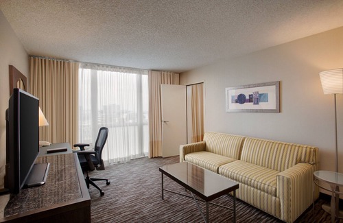 Burlingame Hotel | Crowne Plaza San Francisco Airport by IHG