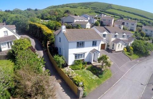 Croyde House | CROYDE WHITE HOUSE 4 Bedrooms