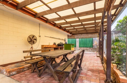 Currimundi House | Croydon Ave 50 - Currimundi
