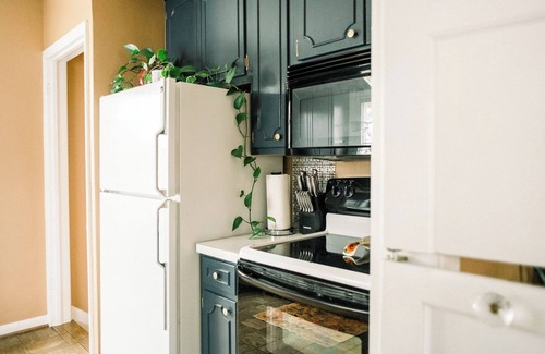 Green Bay House | Cruise on Inn