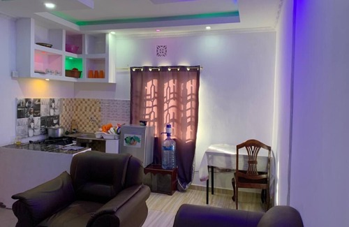 Kenya House | Crystal Homes. Classy, Secure & private with wifi, netflix & swimmingpool