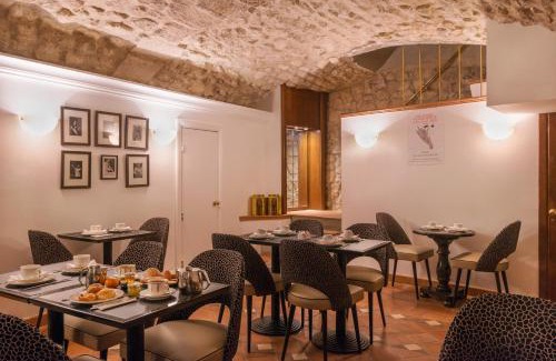 Saint-Germain-des-Pres Hotel | Crystal Hotel