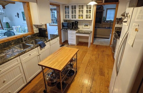 Frankfort House | Crystal Lake Paradise - Gorgeous Lakefront Luxury!