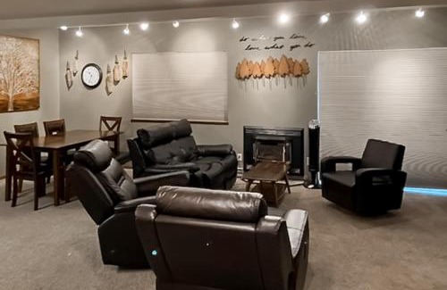 Sandpoint Apartment | Crystal Runaway
