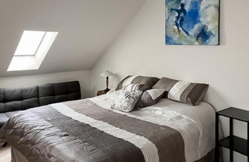 Sandpoint Apartment | Crystal Runaway