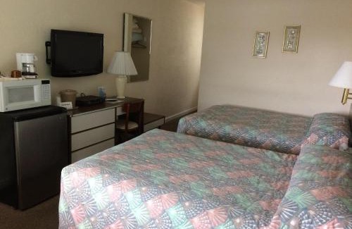 Wildwood Hotel | Crystal Sands Motel