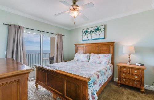 Gulf Shores Apartment | Crystal Shores West 202