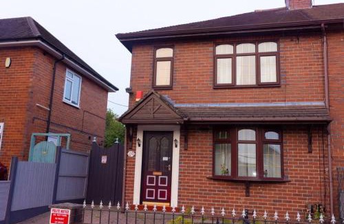 Stoke-on-Trent House | Crystal , Stoke on Trent