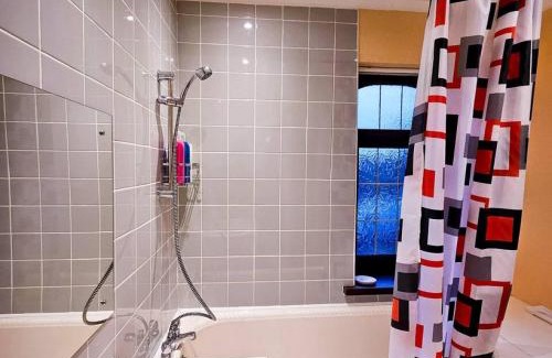 Stoke-on-Trent House | Crystal , Stoke on Trent