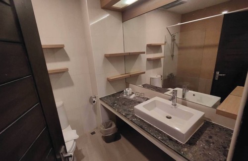 Lat Krabang Hotel | Crystal Suites Suvarnabhumi Airport