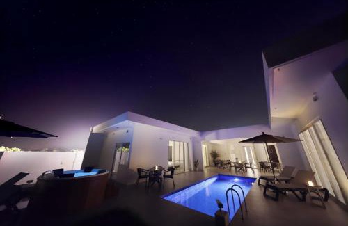 Ueno Villa | Crystal Villa Bayside