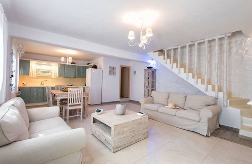 Paros Villa | Crystal Villas