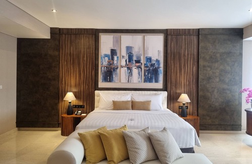 By Pass Ngurah Rai Kuta Hotel | Crystalkuta Hotel - Bali