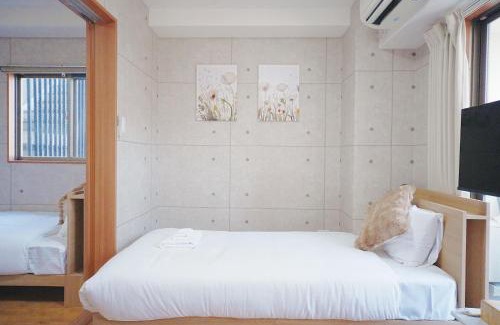 Naniwa Apartment | CU Host KIYONO