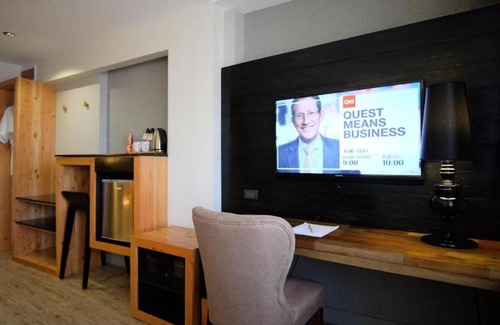 Capitol Site Hotel | Cuarto Hotels Cebu