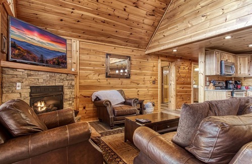 Black Bear Falls Cabin | Cub Path Lodge - Luxurious 5/5 With Theatre Room And Mountain Views! 5 Bedroom Cabin by RedAwning