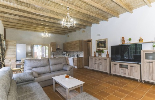 Alhaurin el Grande Cottage | Cubo's Casa El Candil 8 PAX/urban/private pool/free wifi