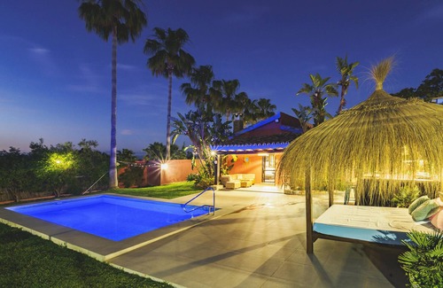 Alhaurin el Grande Cottage | Cubo's Finca la Encina/Swimming pool/private garden/satellite TV/wifi