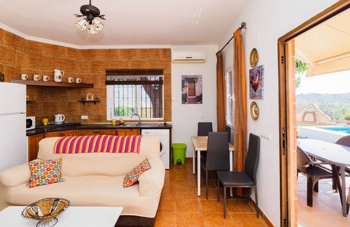 Mijas Cottage | Cubo's Finca River Retreat High Privacy/free wifi/private pool/privacy