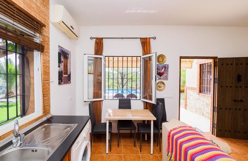 Mijas Cottage | Cubo's Finca River Retreat High Privacy/free wifi/private pool/privacy