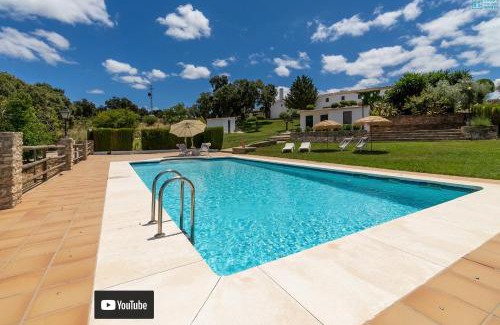 Alcala del Valle House | Cubo's Hacienda El Baldio