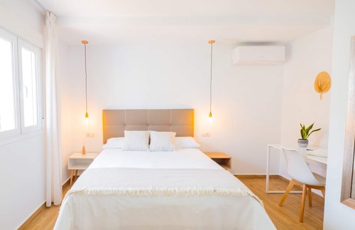 Torre de Benagalbon Bed & Breakfast | Cubo's Hostal William's Sunny 1 Baño Adaptado/disabled access/free wifi