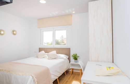 Torre de Benagalbon Bed & Breakfast | Cubo's Hostal William's Sunny 2/free wifi/air conditioning
