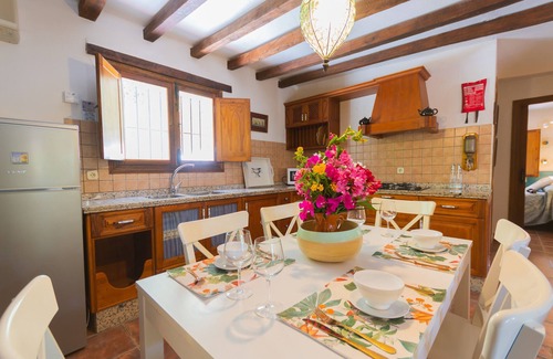 Mijas Ski Chalet | Cubo's Mijas Finca Huerta Rica Paraiso/shared pool/views