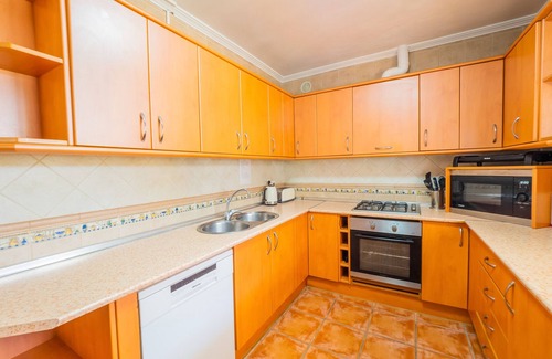 Alhaurin el Grande Villa | Cubo's Sporting Villa Paloma/family/free wifi/private pool