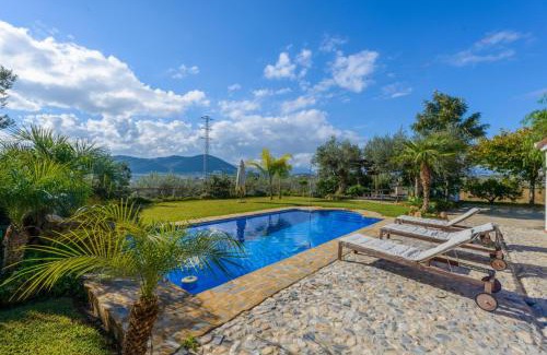 Alhaurin el Grande Villa | Cubo's Villa Cortijo la Indiana