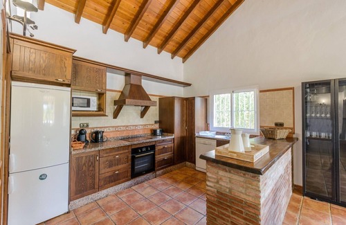 Alhaurin el Grande Villa | Cubo's Villa Cortijo La Indiana/private pool/air conditioning/free wifi/BBQ