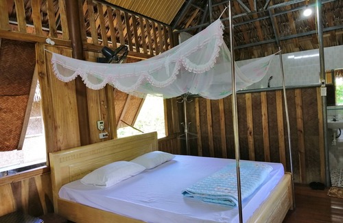 Nho Quan House | Cuc Phuong Bungalow