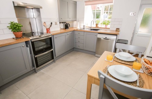 Llangollen Cottage | Cuddfan