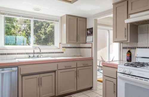 Baywood-Los Osos House | Cuesta-By-The-Sea Ocean View Home - Monthly Only