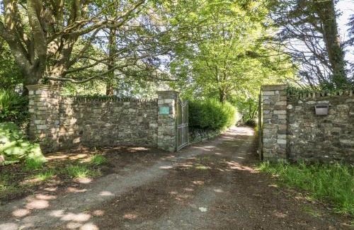 Helston House | Culdrose Manor