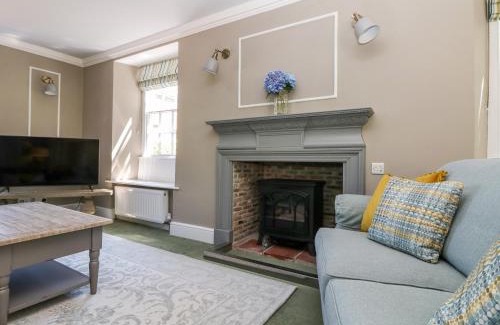 Helston House | Culdrose Manor