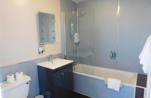 Cullen Hotel | Cullen Bay Hotel