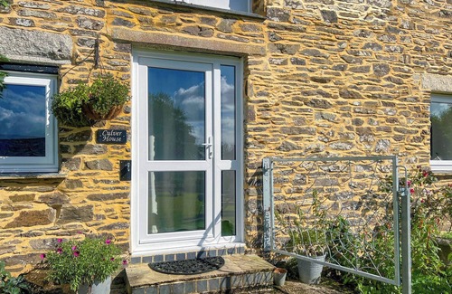 Looe Cottage | Culver Cottage - UK48987