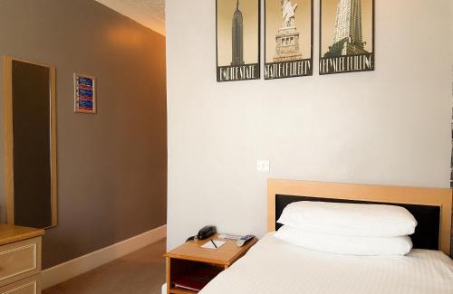 Bournemouth City Centre Hotel | Cumberland Hotel - OCEANA COLLECTION