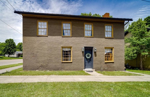 Lewisburg House | Cumberland House - A Cozy Historical Stay