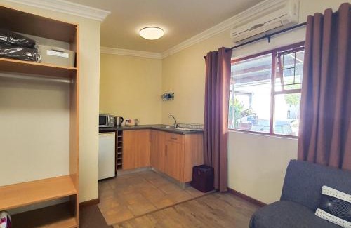 Drakenstein Bed & Breakfast | Cummings Guesthouse