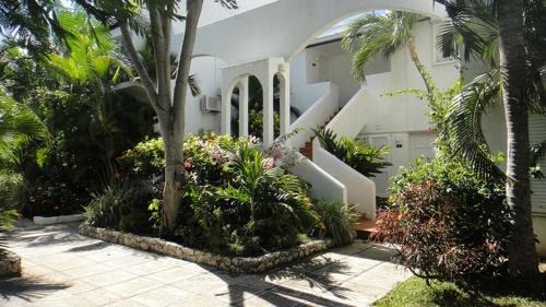 Maho Apartment | Cupecoy Beach Resort paradise