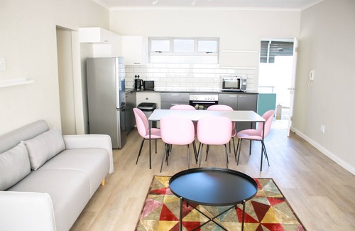 Green Point Apartment | Curiocity Cape Town - Hostel